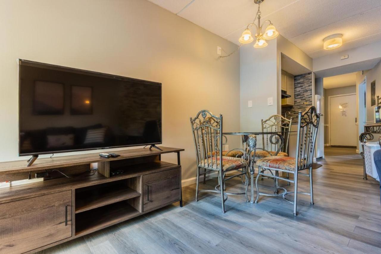 Family Bear Condos, Full King Suite, Kitchen, Pool Access Unit 103 Appartamento *