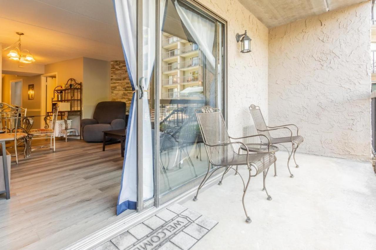 Family Bear Condos, Full King Suite, Kitchen, Pool Access Unit 103 Appartamento
