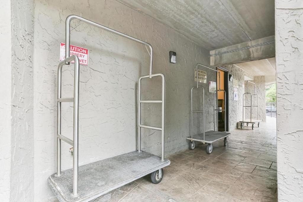 Appartamento Family Bear Condos, Full King Suite, Kitchen, Pool Access Unit 103 Gatlinburg
